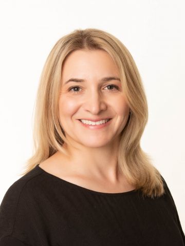 Photo of Rebecca Gewurtz